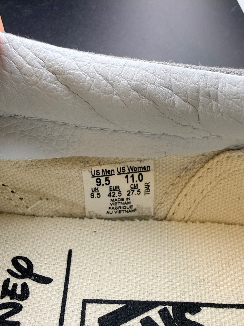 Rare Limited Edition Vans Unisex Mickey Mouse Slip-On Shoes - Picture 4 of 6